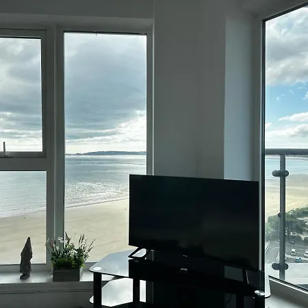 Stunning Ocean & City View Apt Swansea Exterior photo